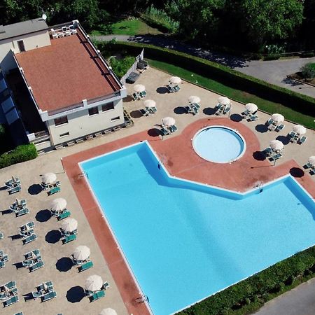 Aparthotel Le Residenze Di Santa Costanza - Mirto/Corbezzolo San Vincenzo Zewnętrze zdjęcie