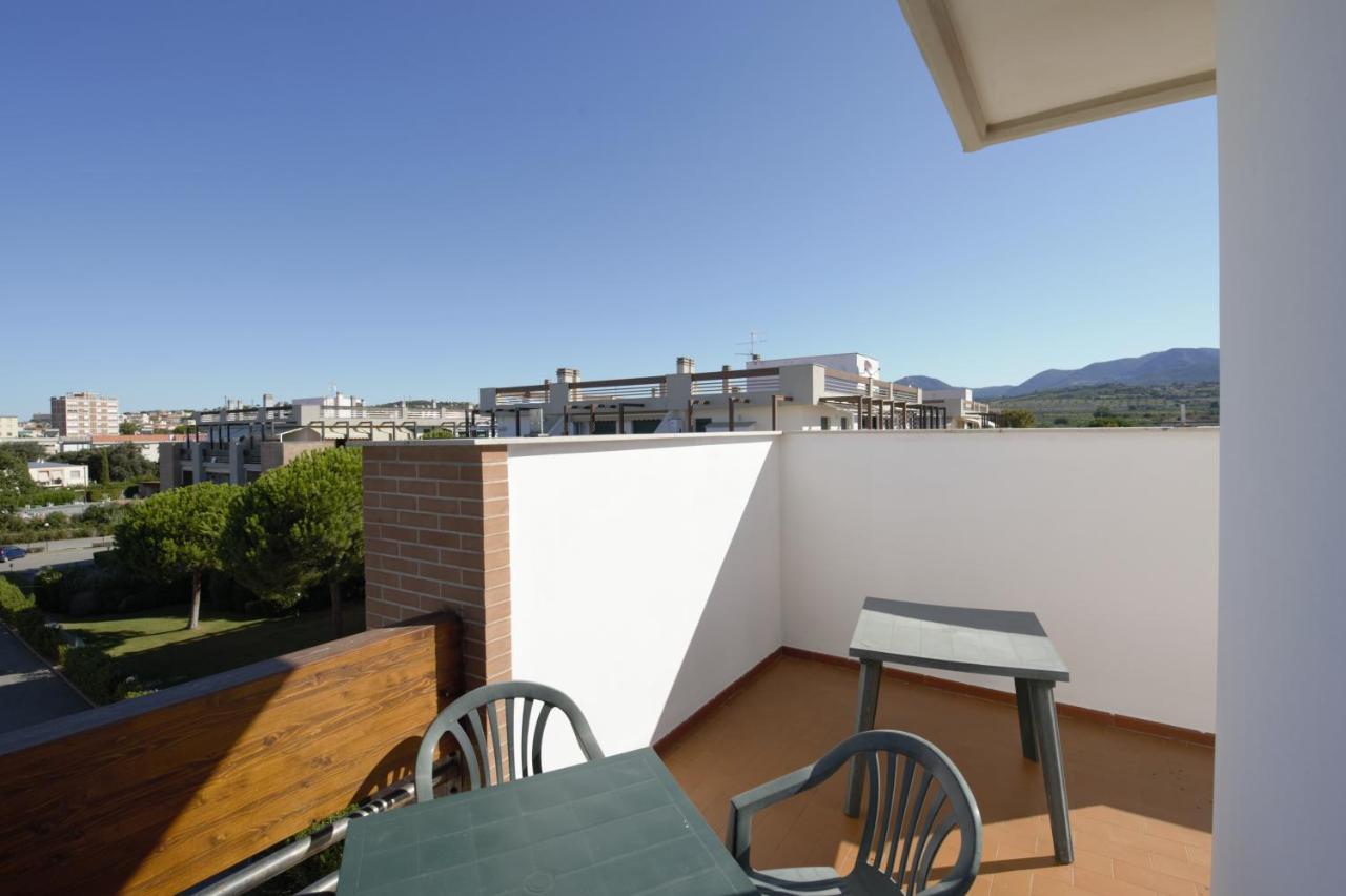 Aparthotel Le Residenze Di Santa Costanza - Mirto/Corbezzolo San Vincenzo Zewnętrze zdjęcie