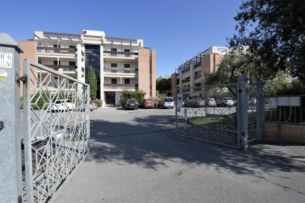 Aparthotel Le Residenze Di Santa Costanza - Mirto/Corbezzolo San Vincenzo Zewnętrze zdjęcie